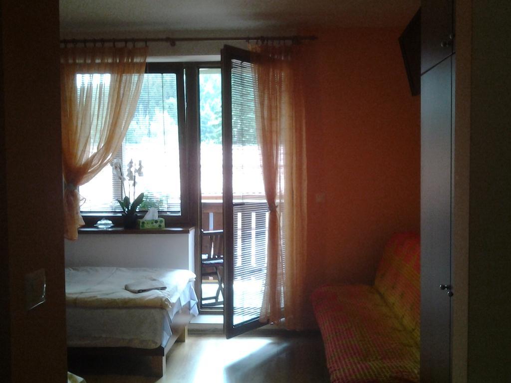 Fatrapark 1 U Sovicky Studio, Kuchynka, Kupelna,S Balkonom Gratis Parkovanie V Podzemnej Garazi Ruzomberok Luaran gambar