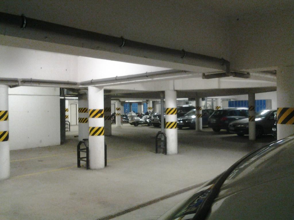 Fatrapark 1 U Sovicky Studio, Kuchynka, Kupelna,S Balkonom Gratis Parkovanie V Podzemnej Garazi Ruzomberok Luaran gambar