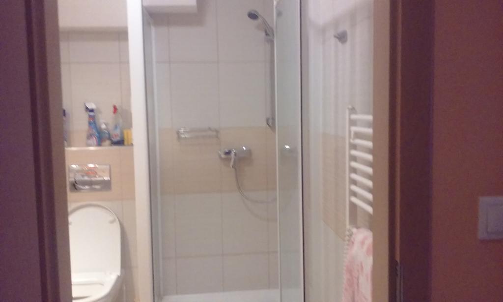 Fatrapark 1 U Sovicky Studio, Kuchynka, Kupelna,S Balkonom Gratis Parkovanie V Podzemnej Garazi Ruzomberok Luaran gambar
